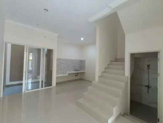 dijual rumah klampis