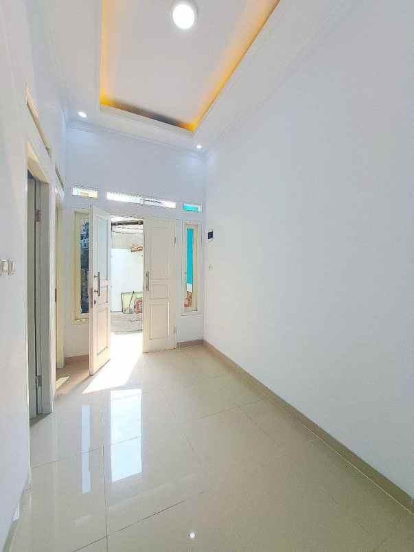 dijual rumah klender