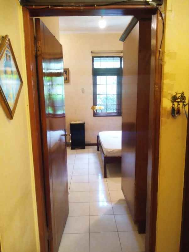 dijual rumah komplek batununggal indah