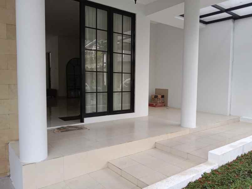 dijual rumah komplek bintaro jaya