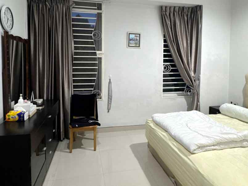 dijual rumah komplek citra gama city cluster maldives