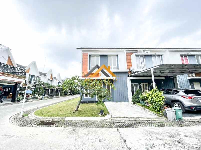 dijual rumah komplek medan resort city