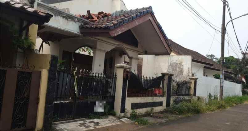 dijual rumah komplek pertamina kel