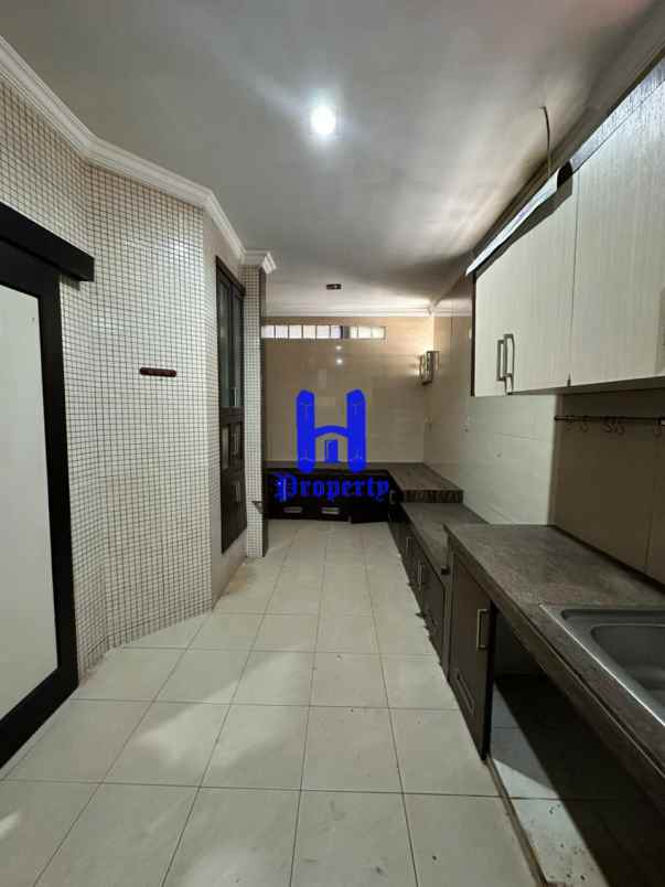 dijual rumah komplek taman timor raya