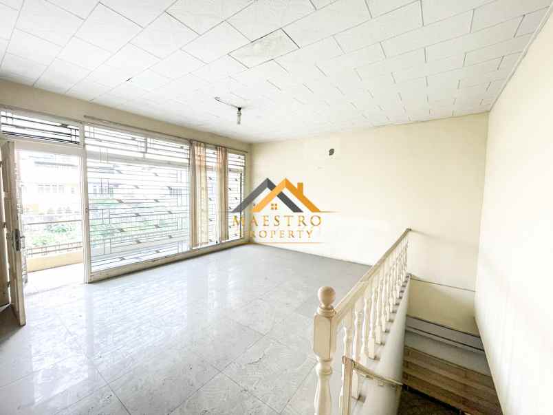 dijual rumah komplek tembakau deli