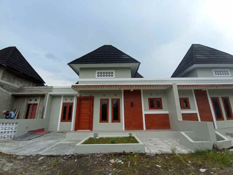 dijual rumah kongklangan prambanan klaten