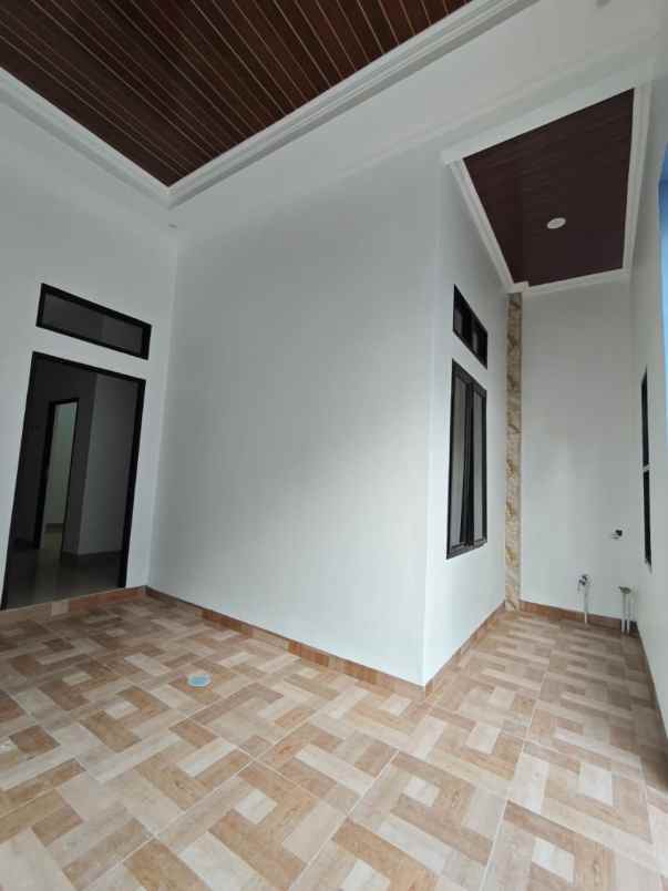 dijual rumah kota harapan indah bekasi