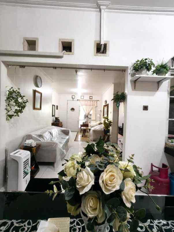 dijual rumah kota wisata cibubur