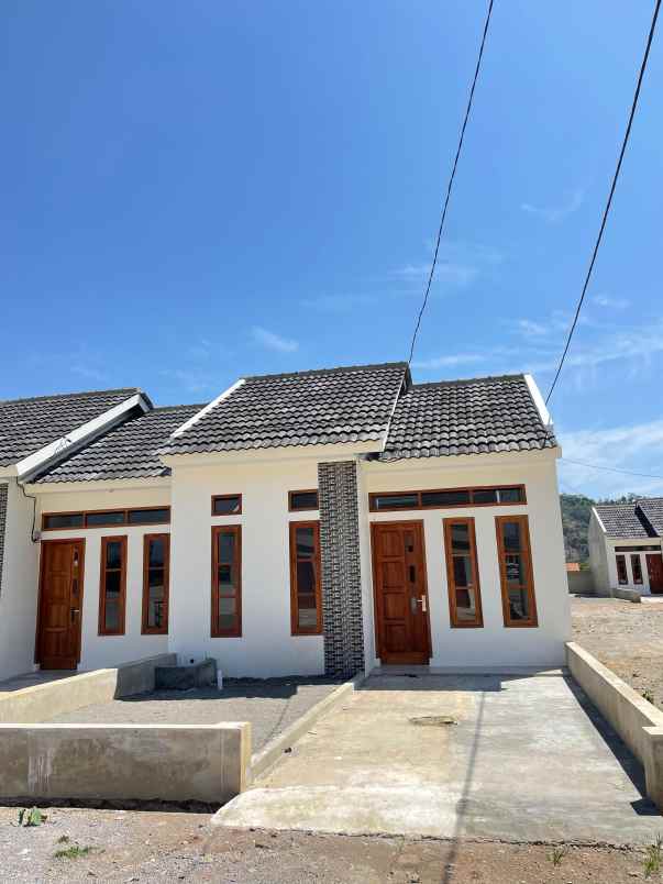 dijual rumah kp cilurung desa