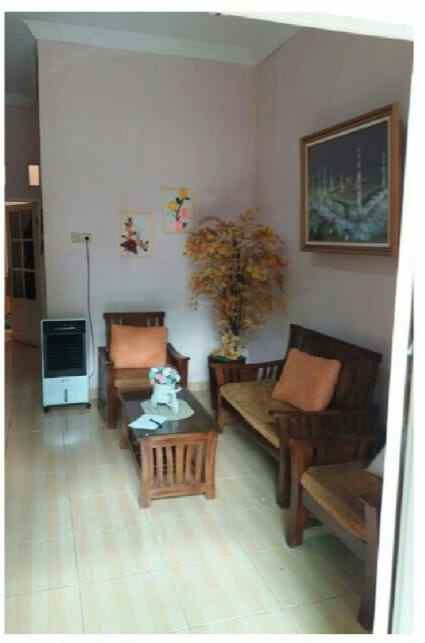 dijual rumah kukusan beji depok