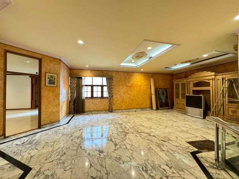 dijual rumah kuningan jaksel