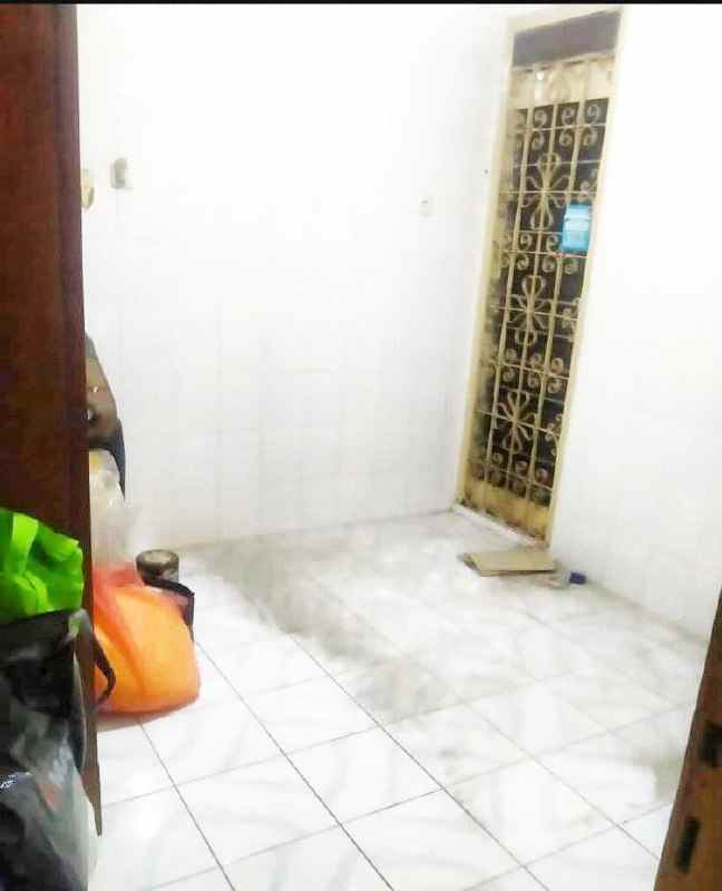 dijual rumah lebak arum