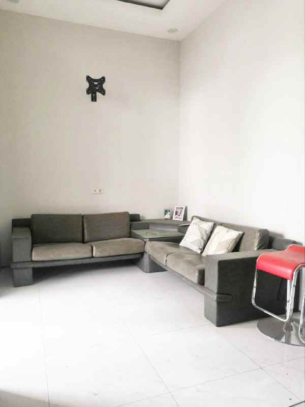 dijual rumah lebak jaya