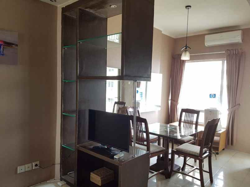 dijual rumah lokasi meruya jakarta barat