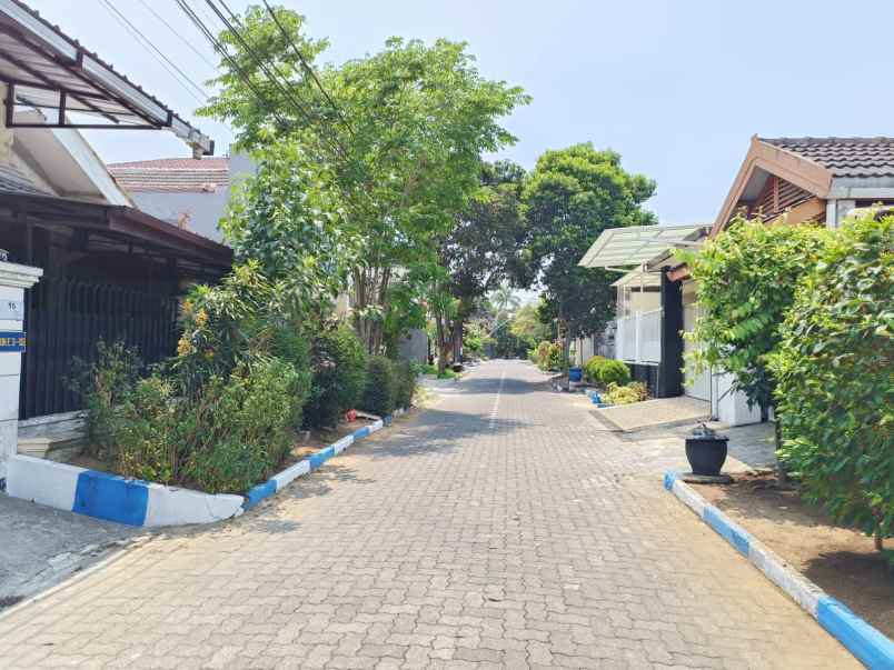 dijual rumah lokasi pbi araya kota malang