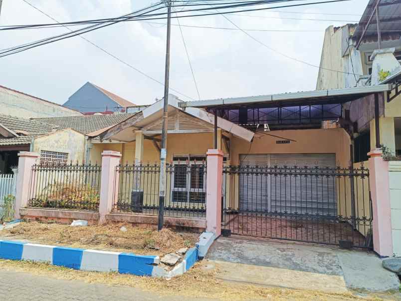 dijual rumah lokasi pbi araya kota malang