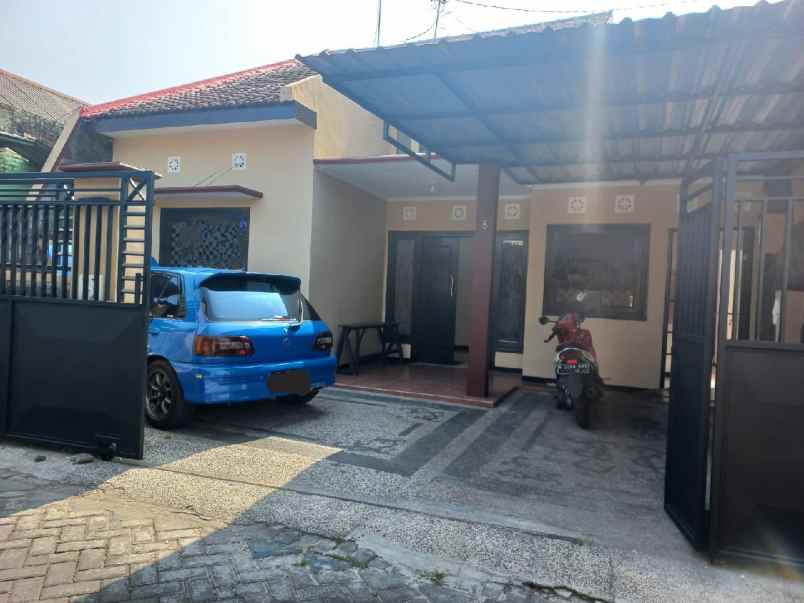 dijual rumah lowokwaru