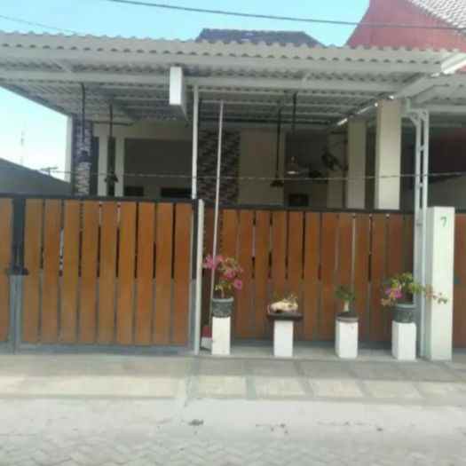 dijual rumah magersari