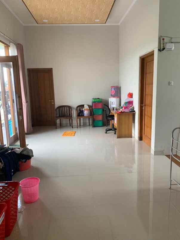 dijual rumah maguwoharjo