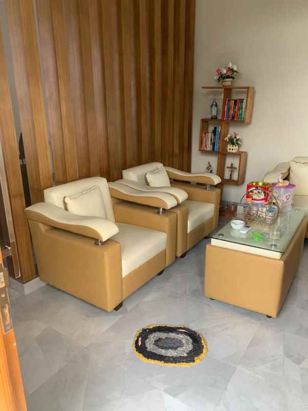 dijual rumah maguwoharjo