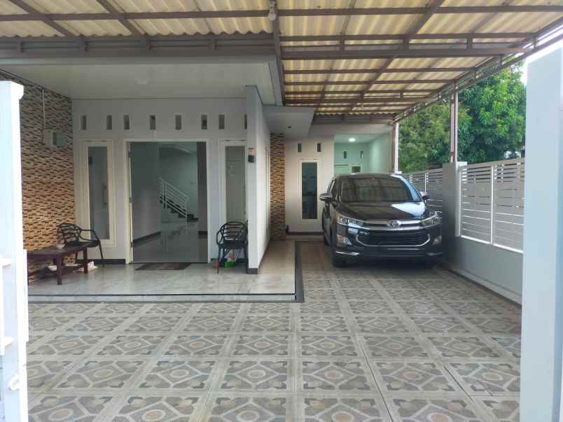 dijual rumah malaka jaya