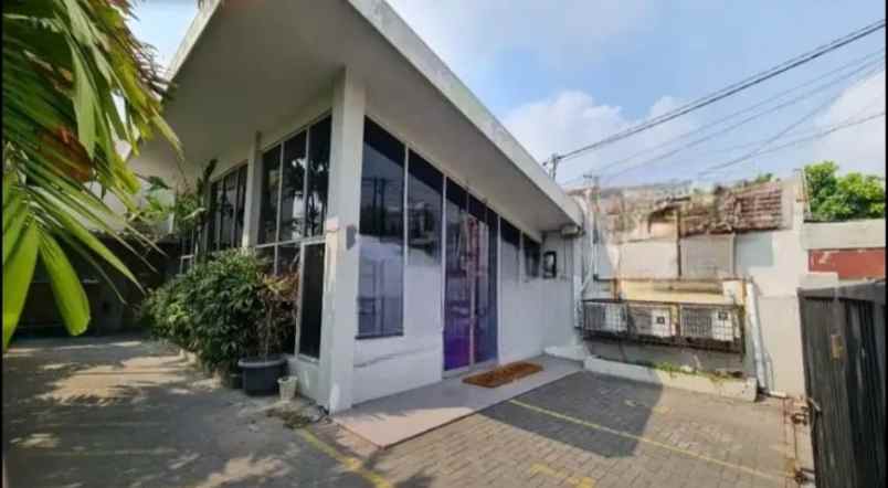 dijual rumah mangkunegoro