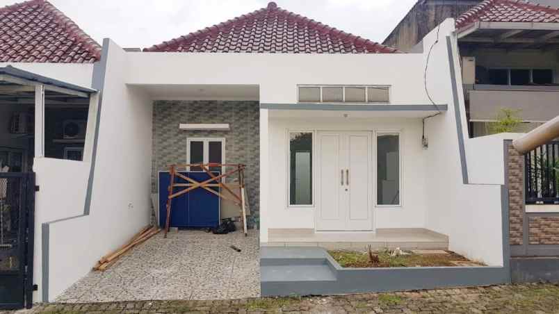 dijual rumah manunggal