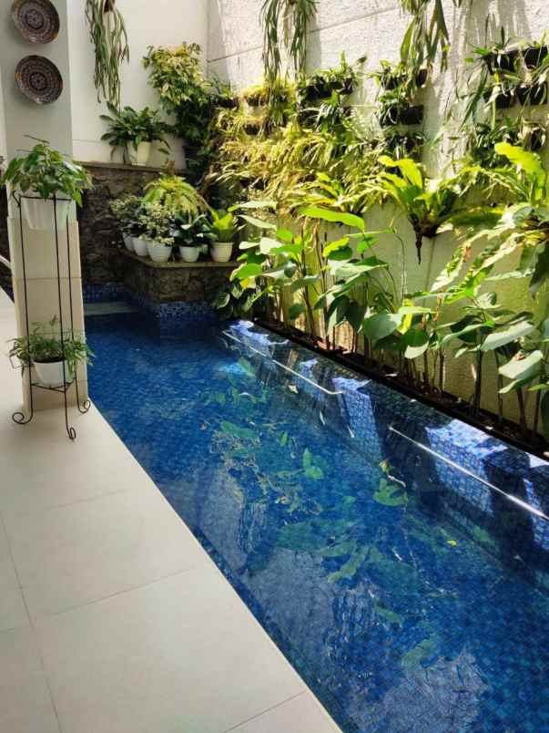 dijual rumah menteng