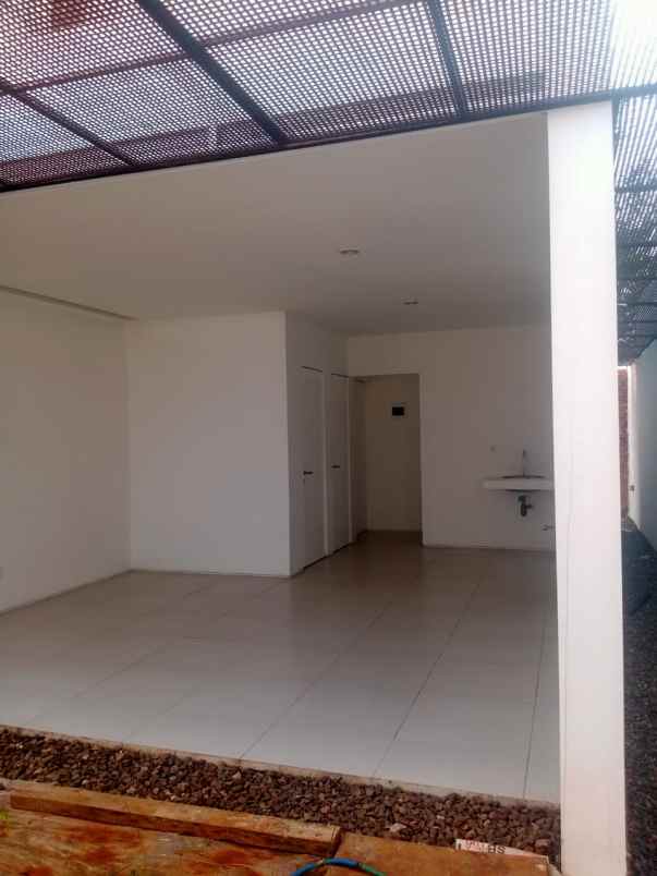 dijual rumah minimalis 2 lantai dikota bekasi