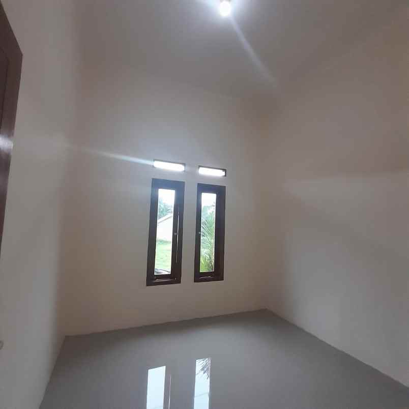 dijual rumah modern minimalis hot promo strategis