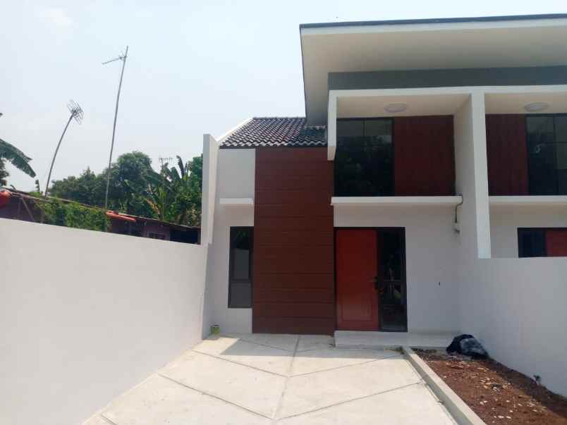 dijual rumah mt haryono