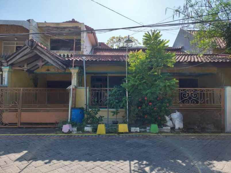 dijual rumah mulyosari utara