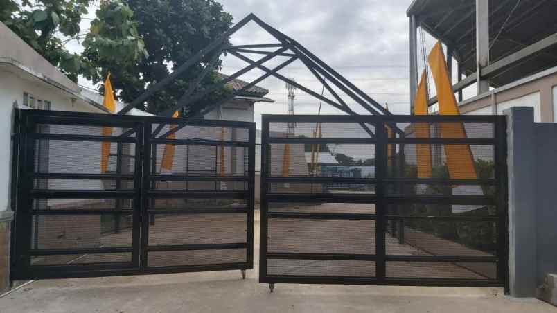 dijual rumah mustika sari