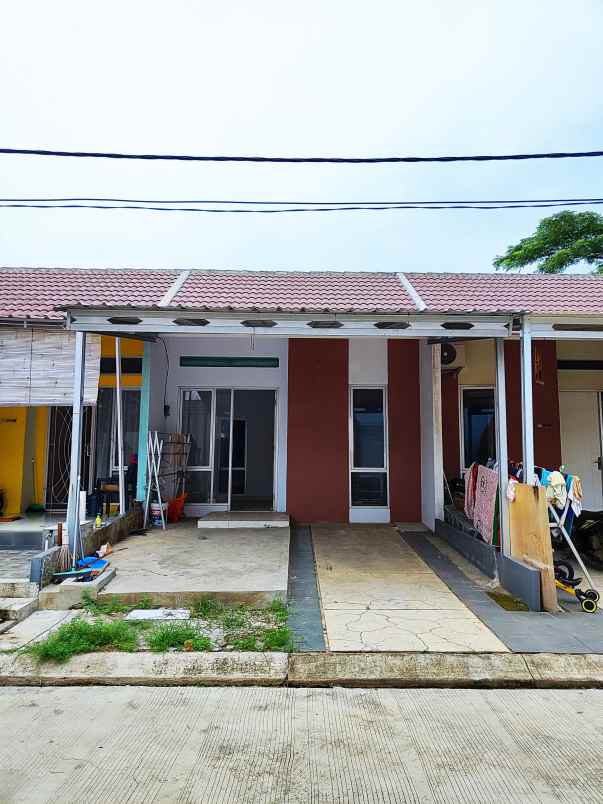 dijual rumah mutiara gading city