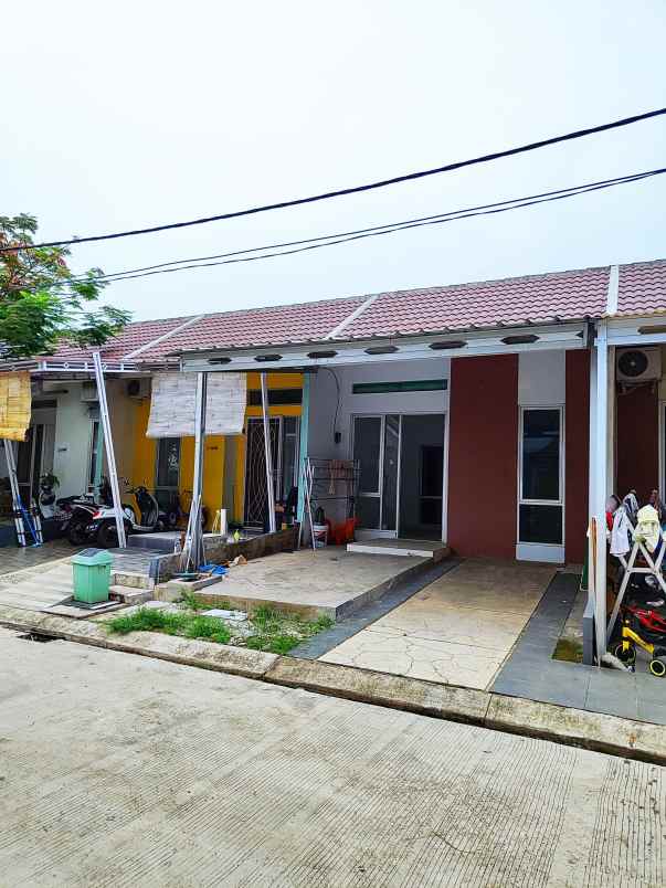 dijual rumah mutiara gading city