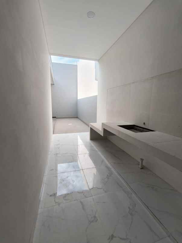 dijual rumah new minimalis di lebak arum