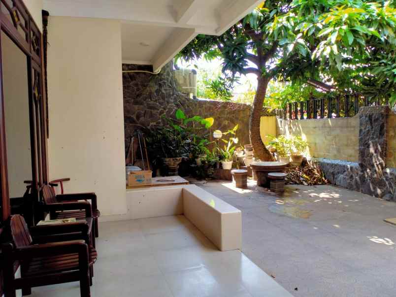 dijual rumah ngagel jaya