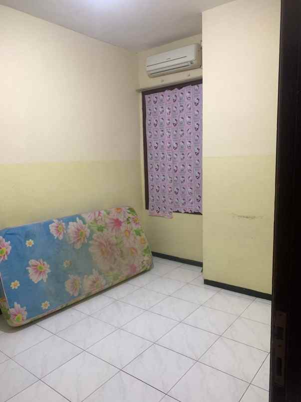 dijual rumah nirwana eksekutif