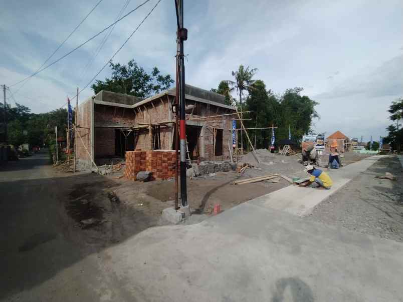 dijual rumah pakahan jogonalan klaten