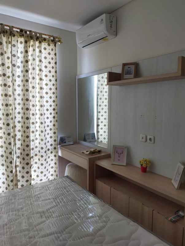 dijual rumah pakuwon city