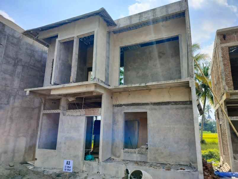 dijual rumah palgading sinduharjo