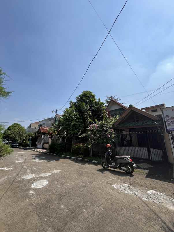 dijual rumah pamulang timur