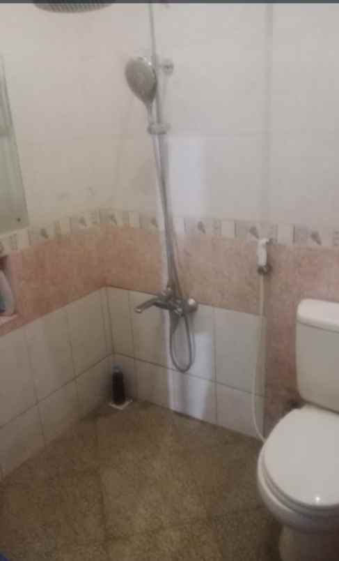 dijual rumah pancoran mas depok