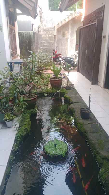 dijual rumah pancoran mas depok