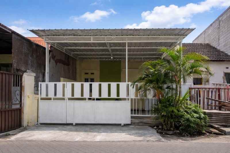 dijual rumah pandugo