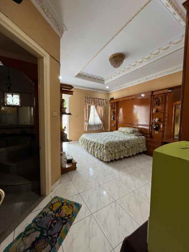 dijual rumah pantai indah kapuk jakarta