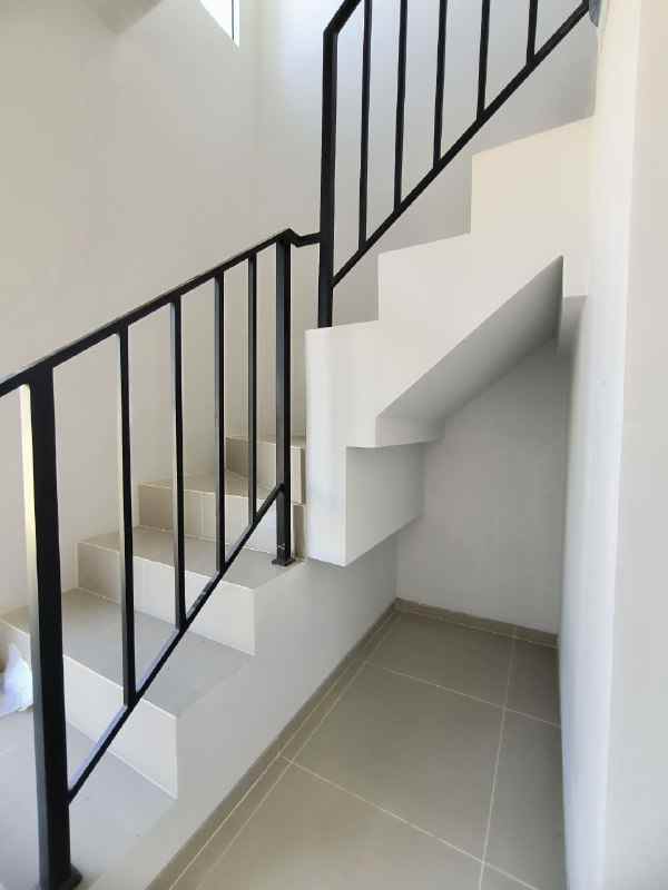 dijual rumah park sunrise wonorejo