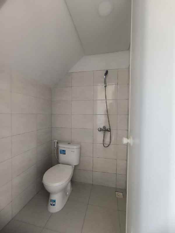 dijual rumah park sunrise wonorejo