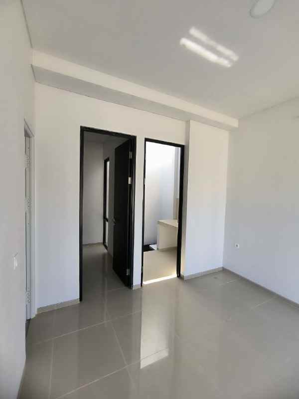 dijual rumah park sunrise wonorejo