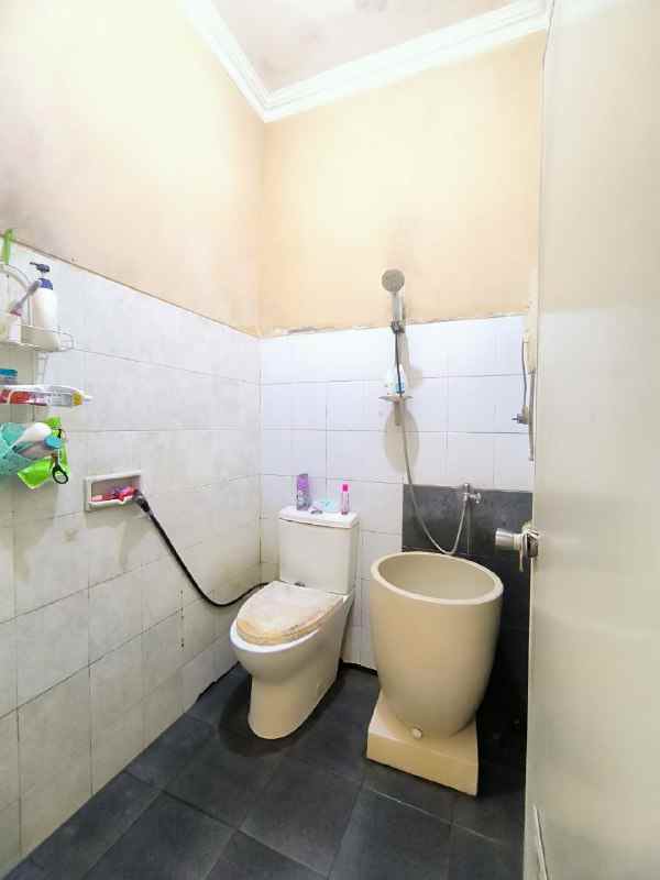 dijual rumah pasadena puri surya jaya